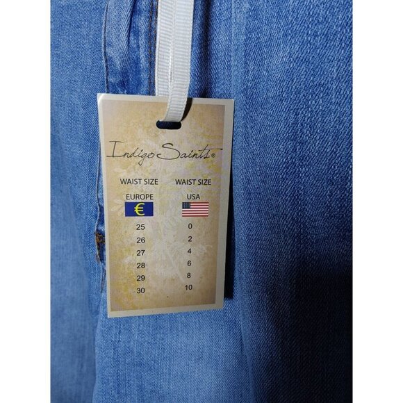 Indigo Saints Pleated Cropped High Rise Light wash Jeans (8) 29x25.5 NWT - Picture 10 of 14